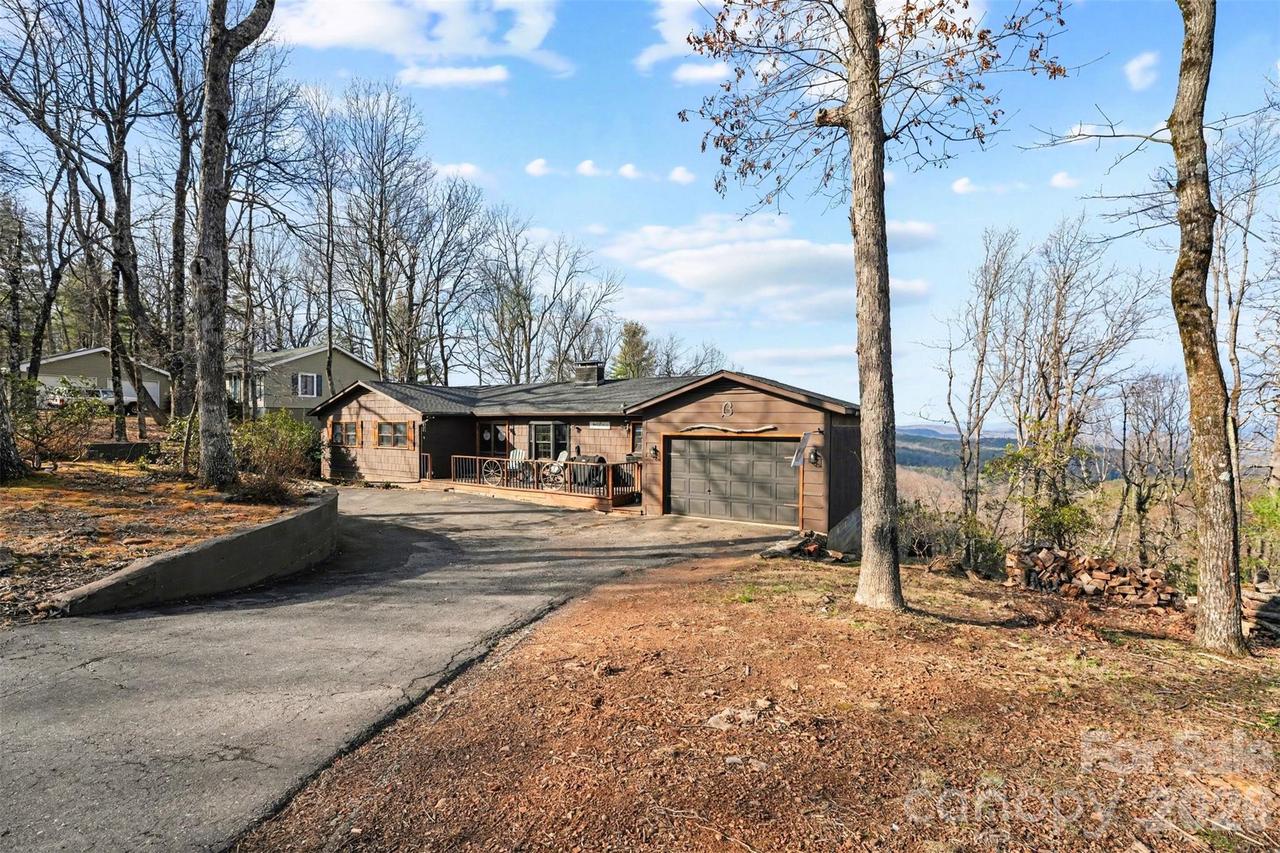5475 Pine Ridge Dr., Connelly Springs, NC 28612