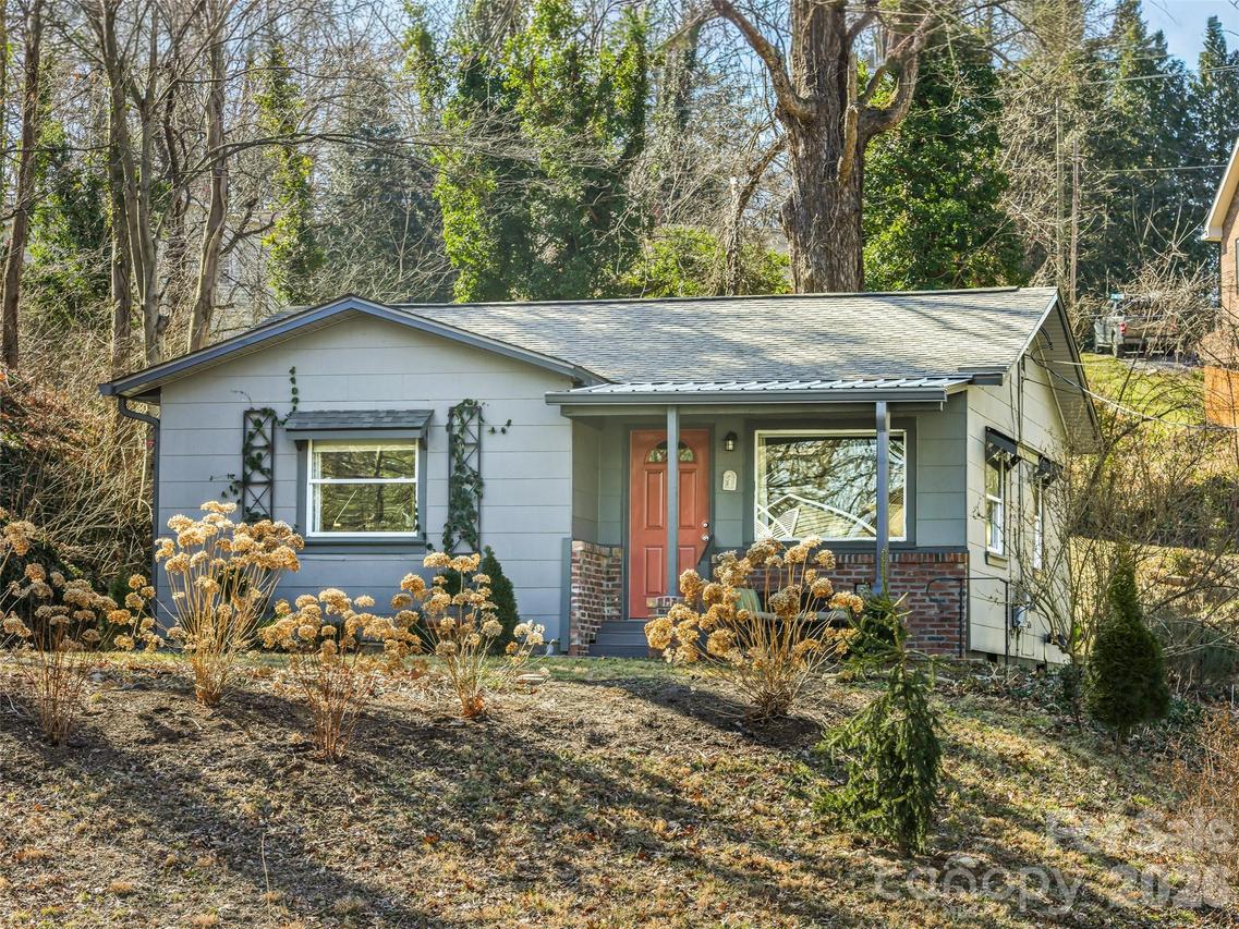 45 Shady Oak Dr., Asheville, NC 28803