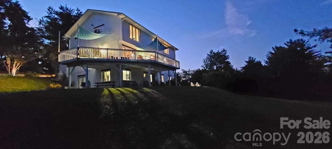 3 W Rolling Meadows Ln., Weaverville, NC 28787