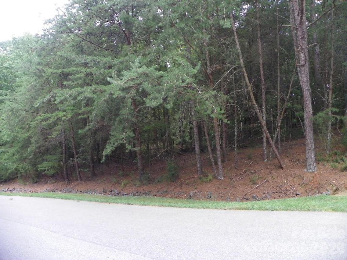 133 Lakewood Ct., New London, NC 28127