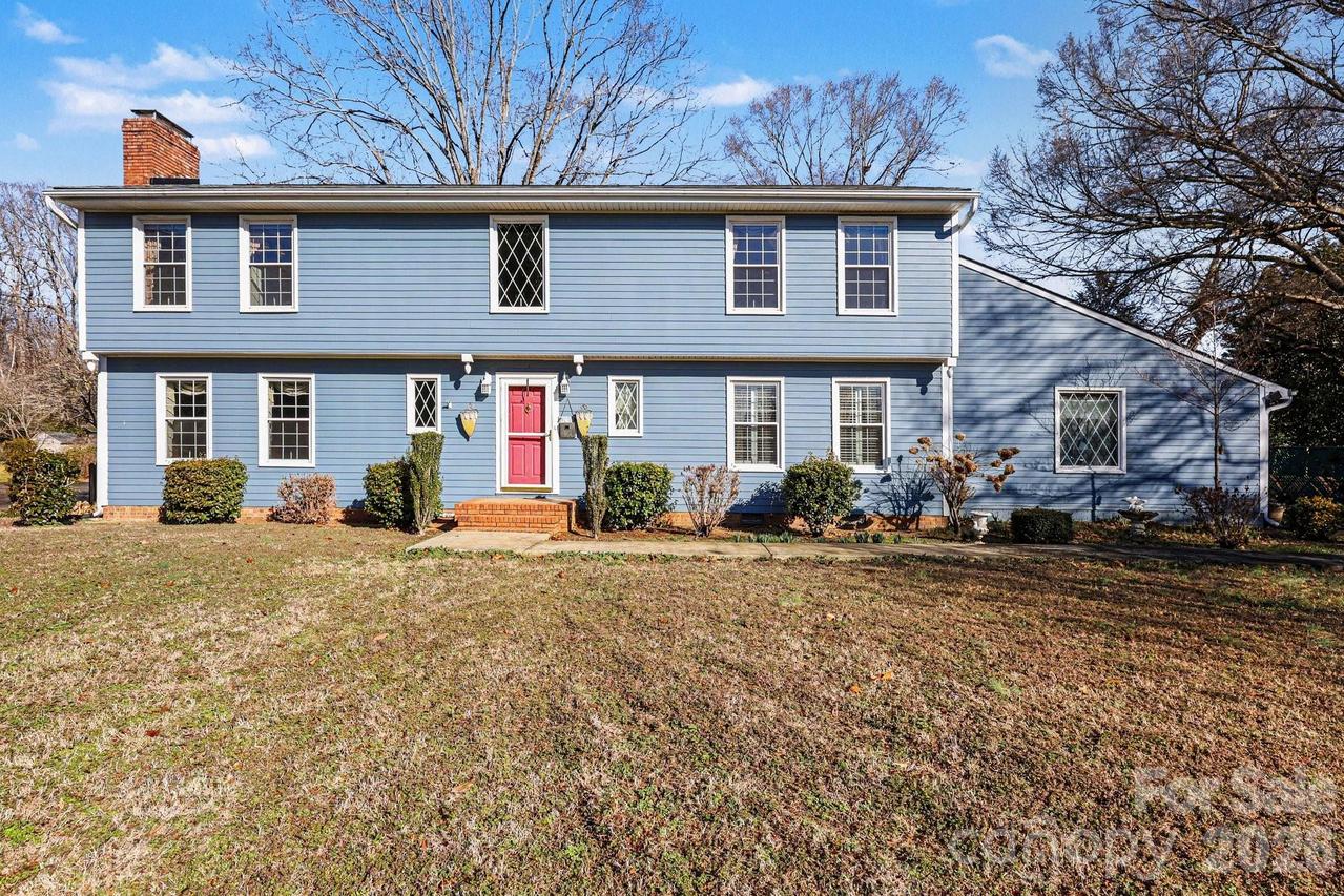 324 Windsor Dr., Salisbury, NC 28144