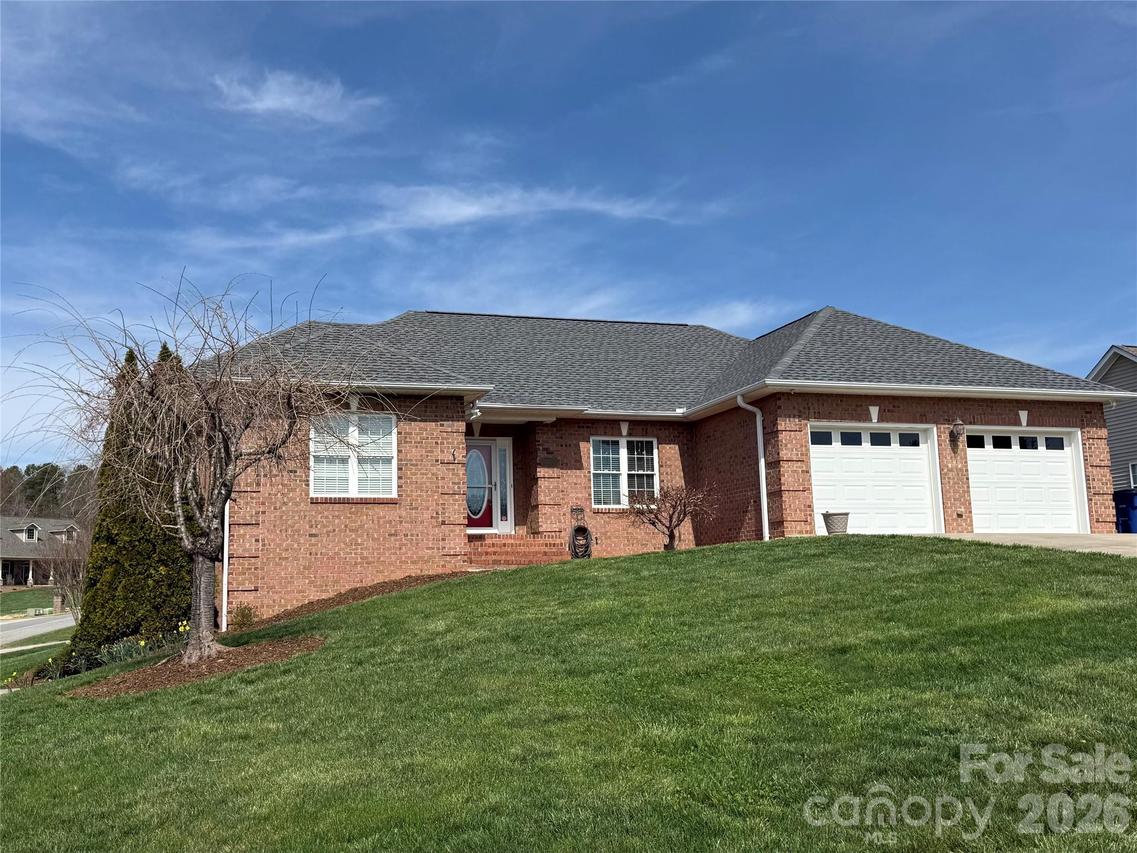 101 Rivercliff Dr., Hudson, NC 28638