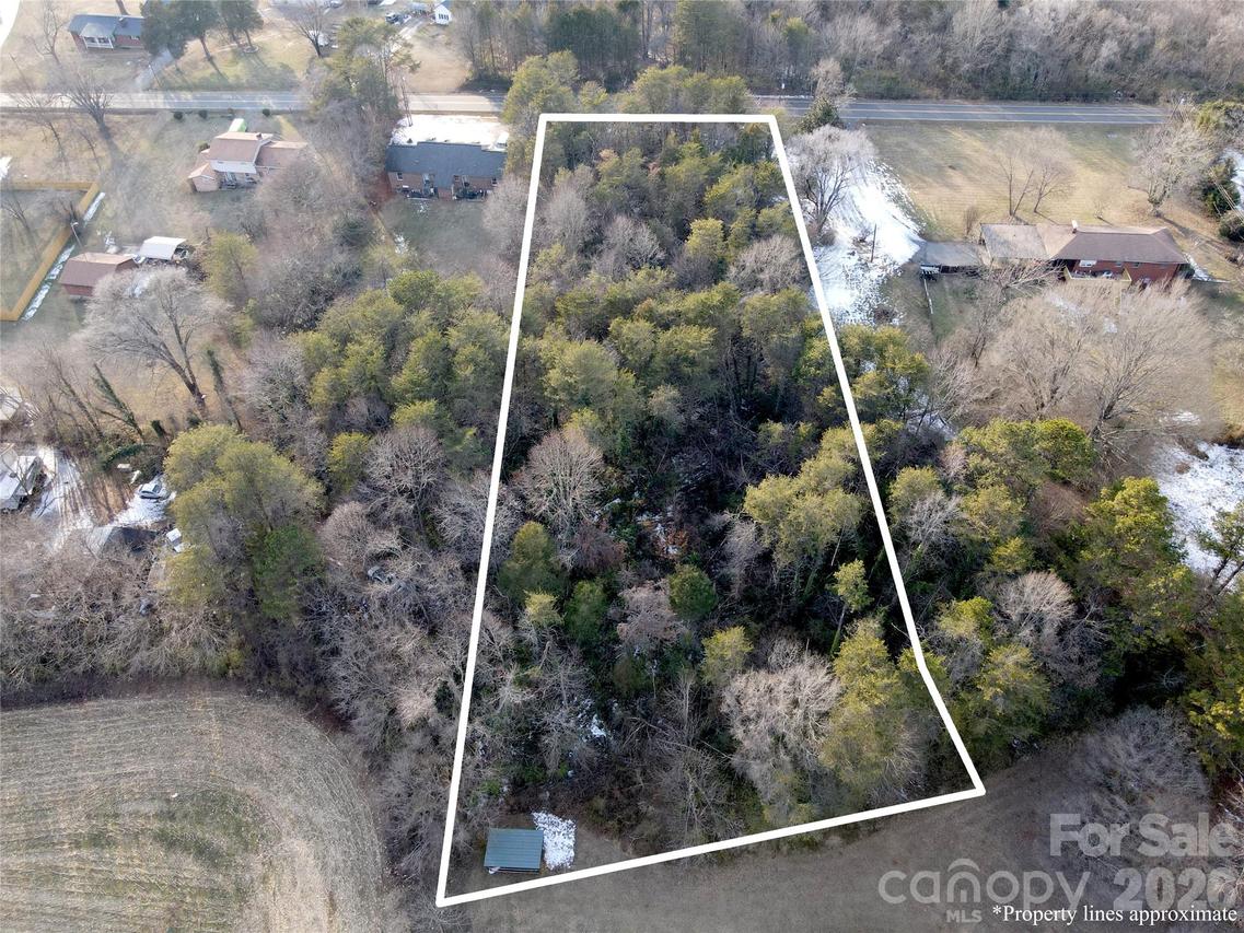 Bristol Dr., Statesville, NC 28677