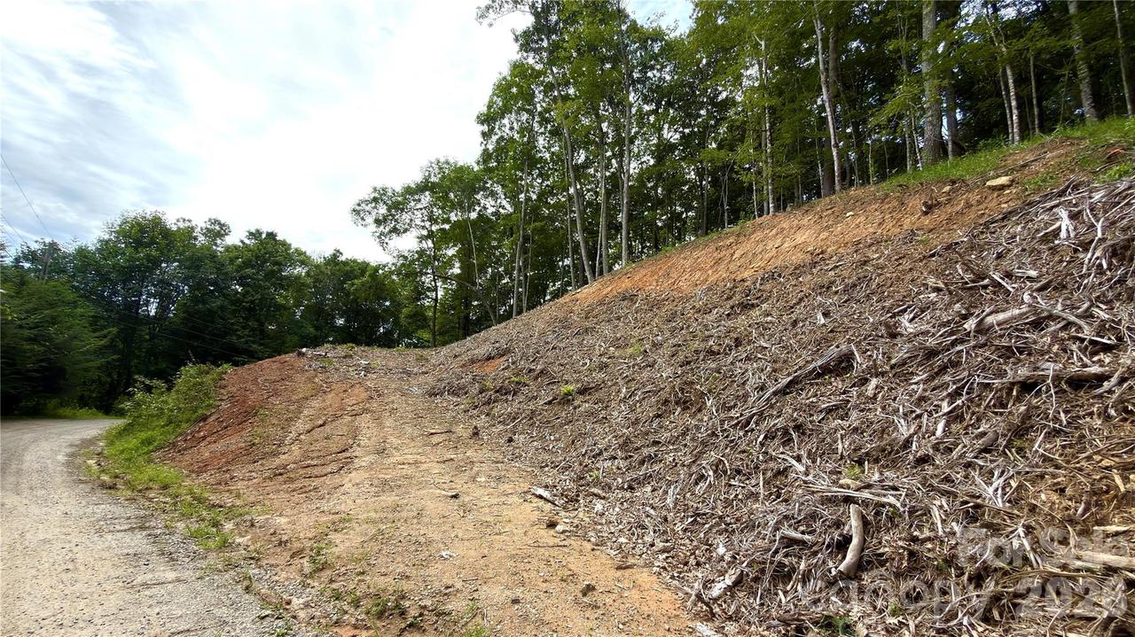 000 Fox Den Rd. #109, Mars Hill, NC 28754