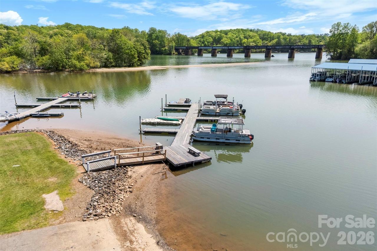 1420 River Dr., Belmont, NC 28012