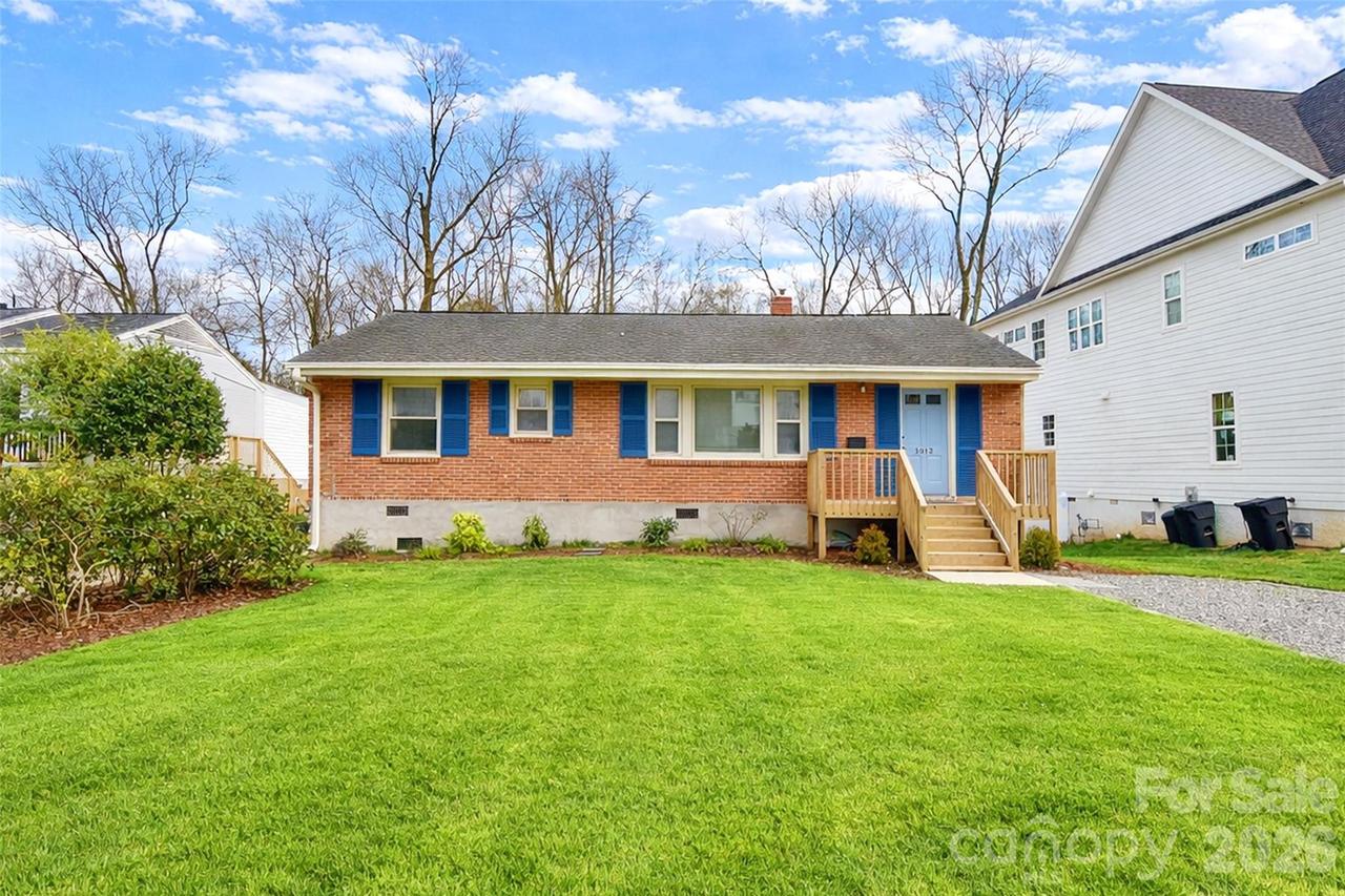 3012 Hanson Dr., Charlotte, NC 28207