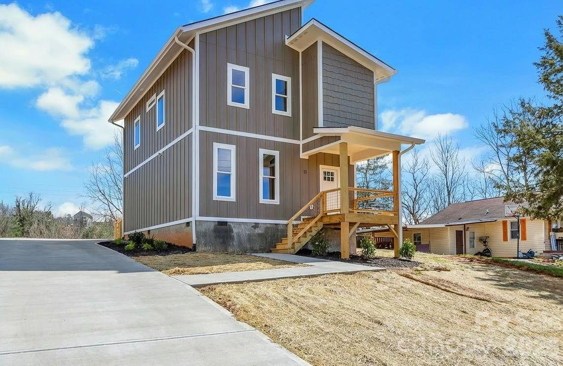 31 Elkwood Ave., Asheville, NC 28804