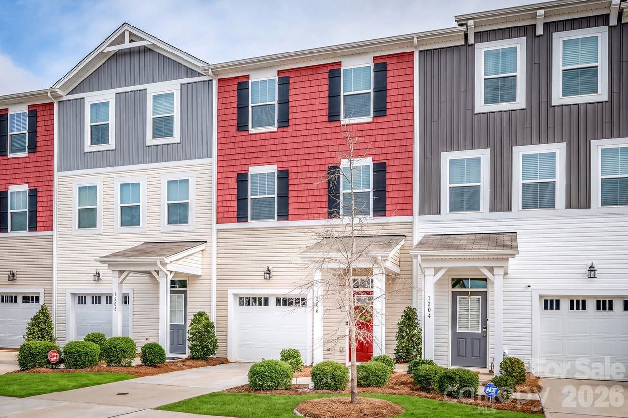 1206 Keydet Dr., Charlotte, NC 28216