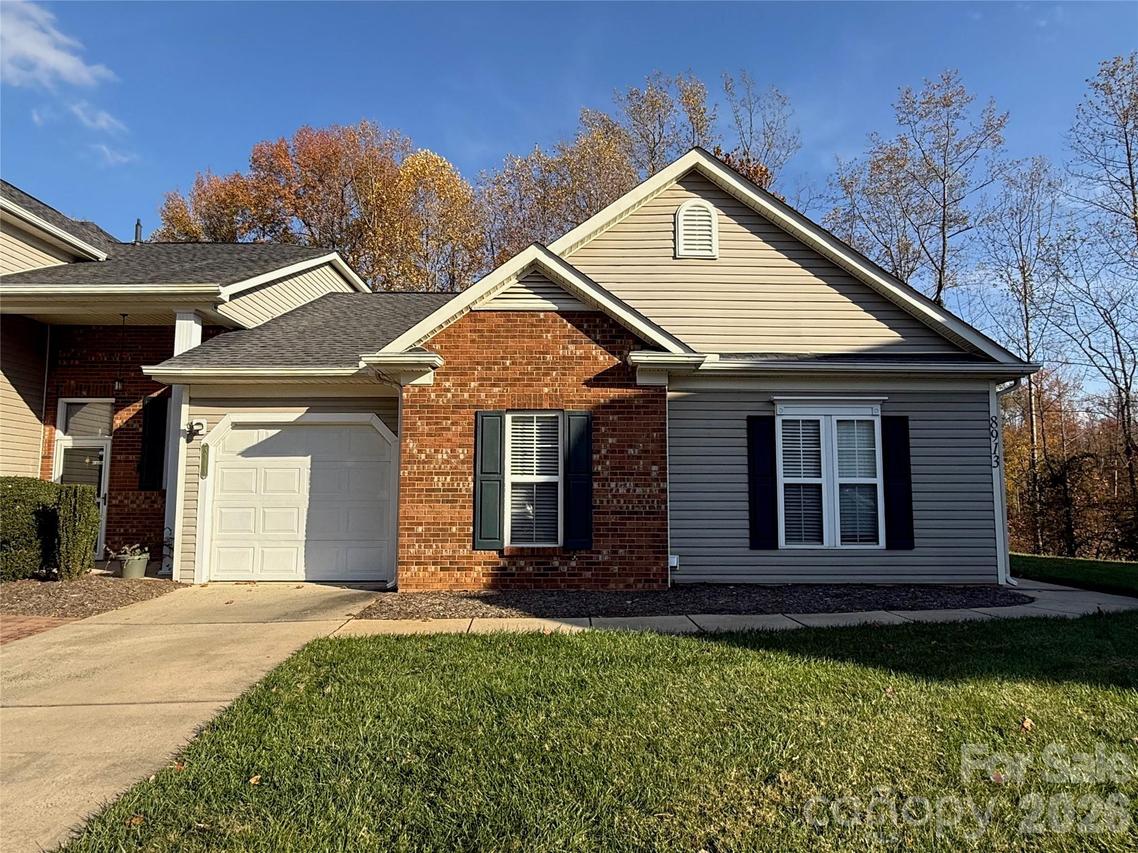 8913 Cinnabay Dr., Charlotte, NC 28216