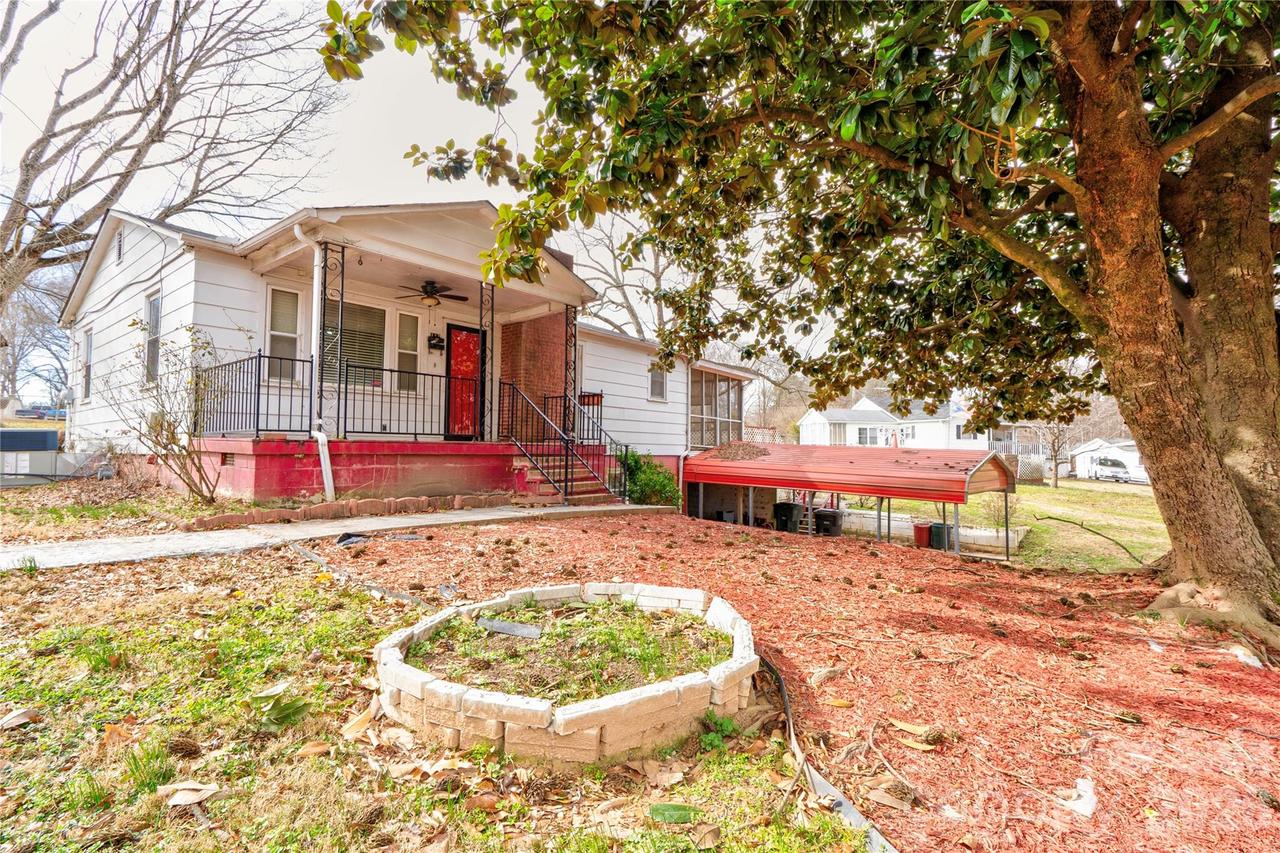117 Spring Garden Dr., Gastonia, NC 28052