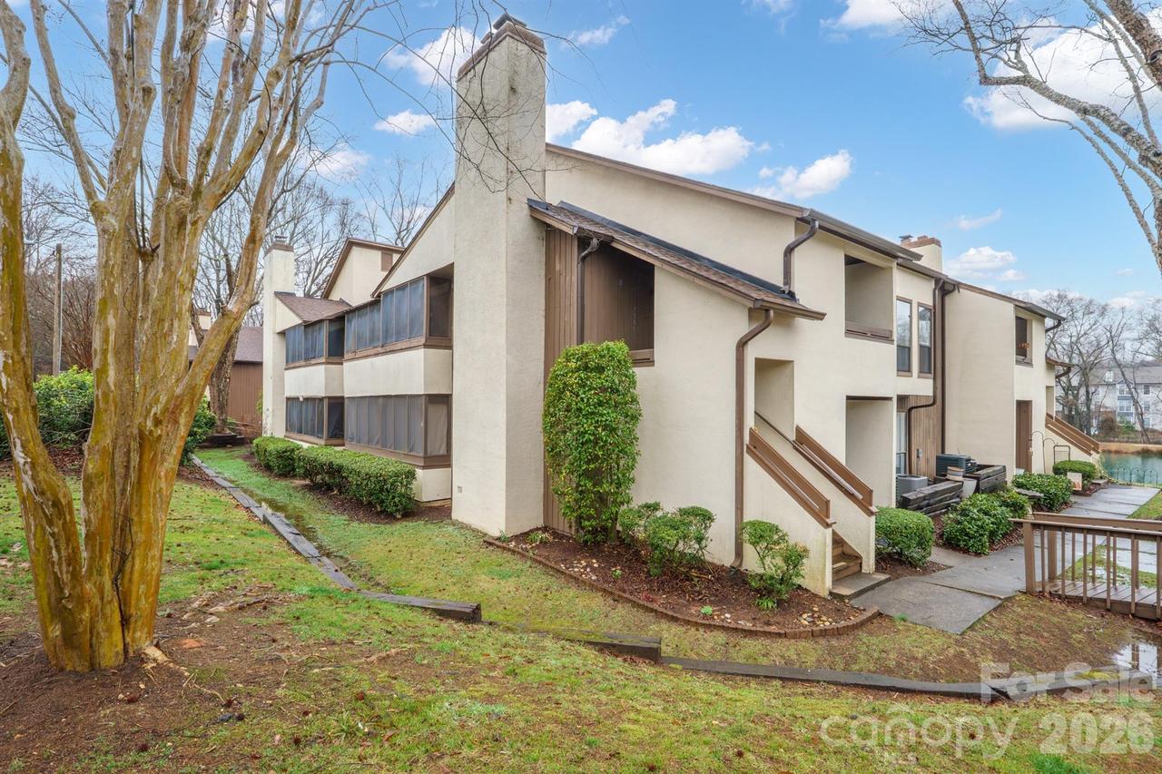 7331 Winery Ln., Charlotte, NC 28227