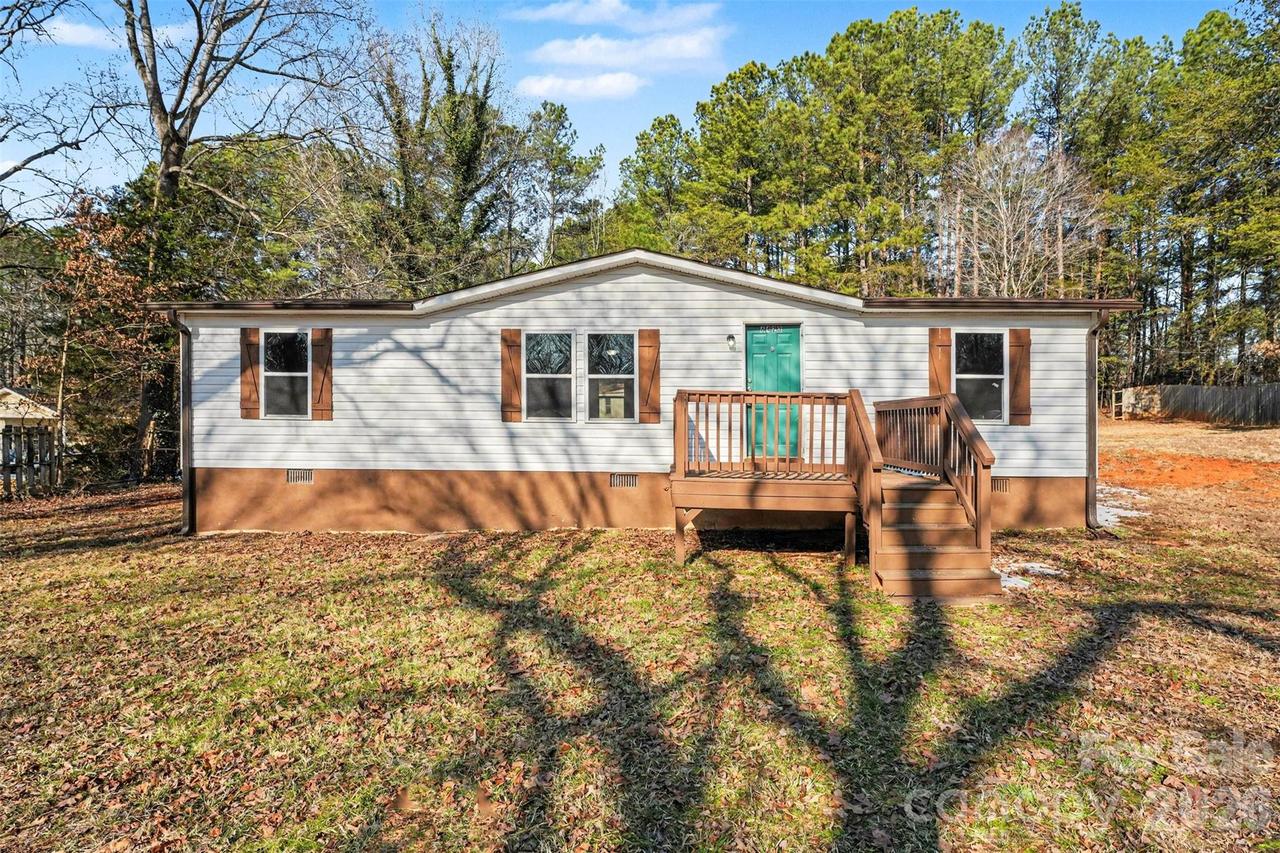 6423 Helens Way, Denver, NC 28037