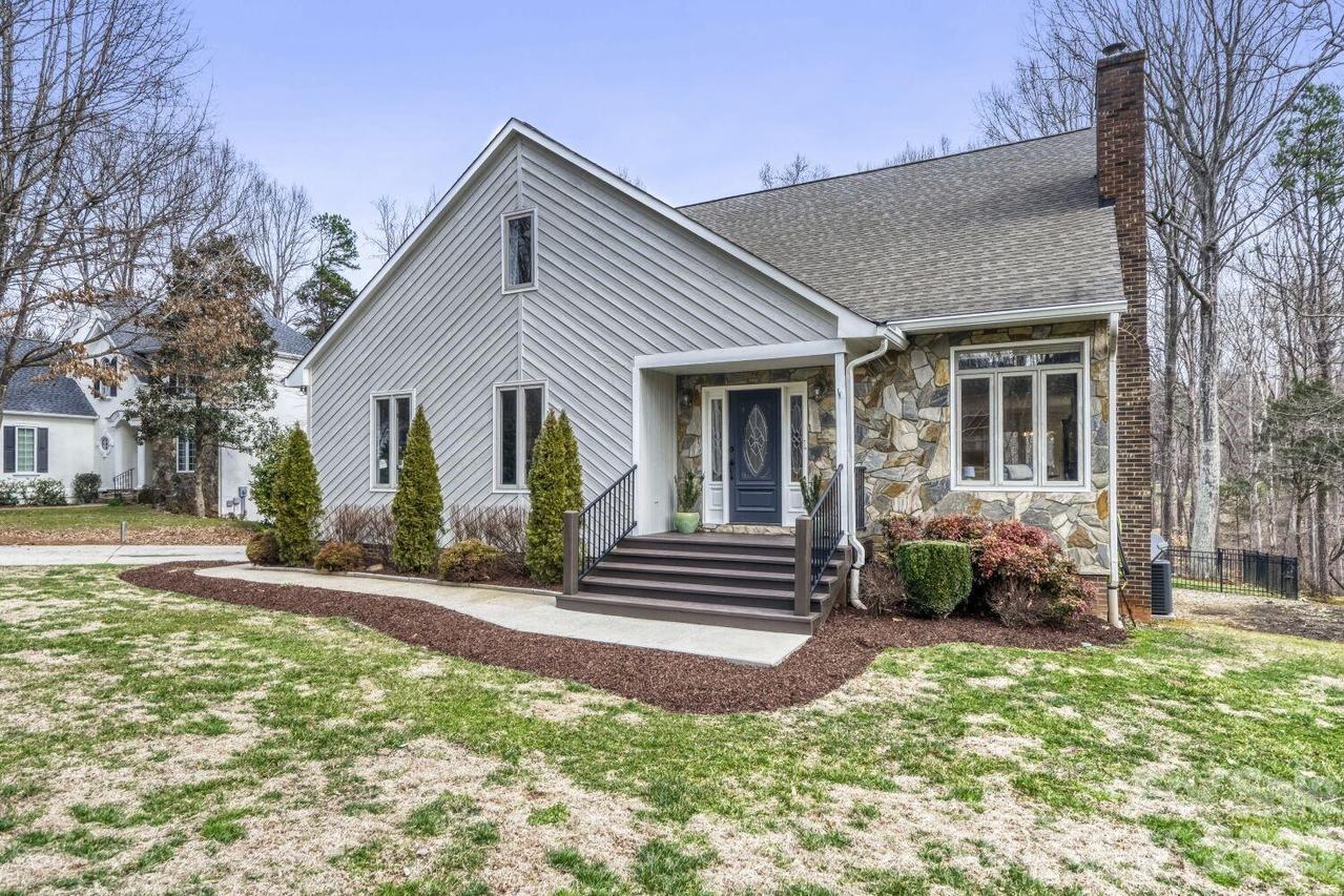 120 Tall Oak Dr., Mooresville, NC 28117