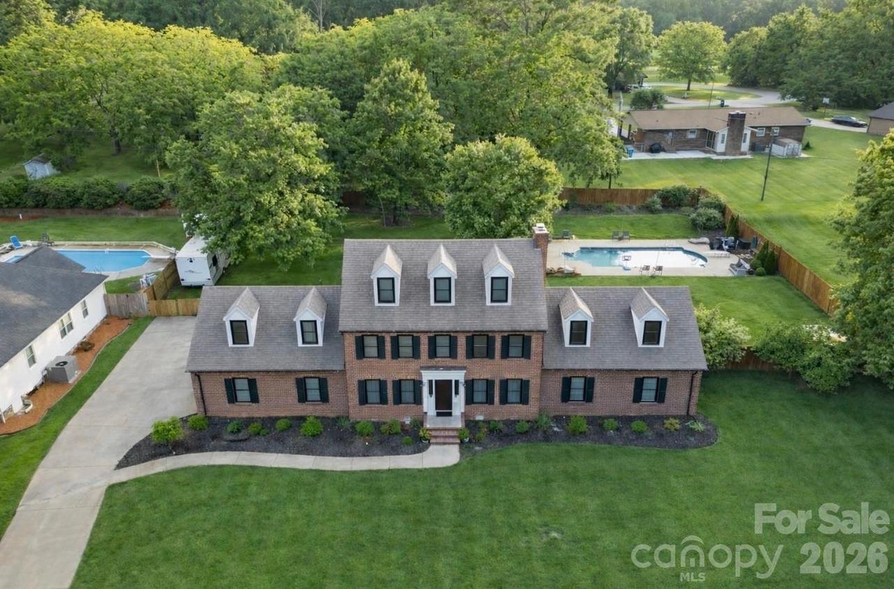 2315 Berkshire Dr., Salisbury, NC 28146