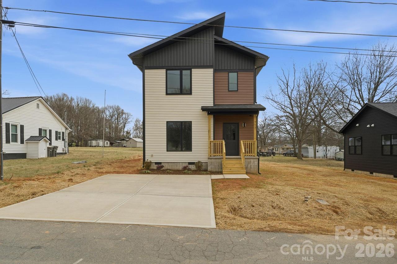717 Margate Ave., Kannapolis, NC 28081