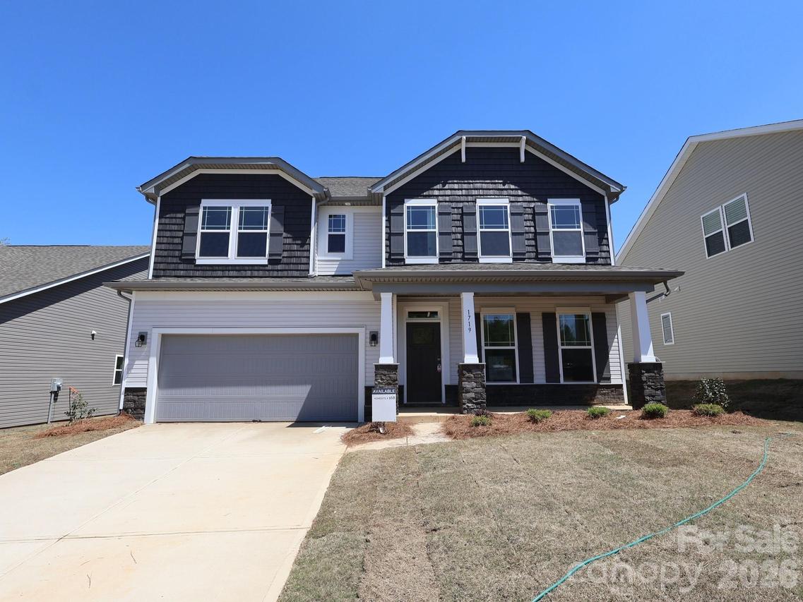 1719 Boulder Ridge Dr., Gastonia, NC 28052