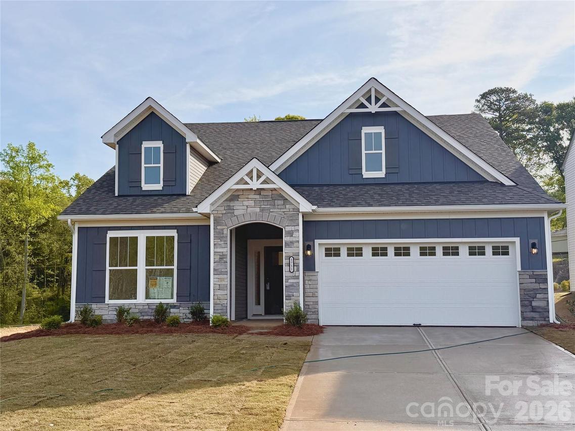 1711 Boulder Ridge Dr., Gastonia, NC 28052