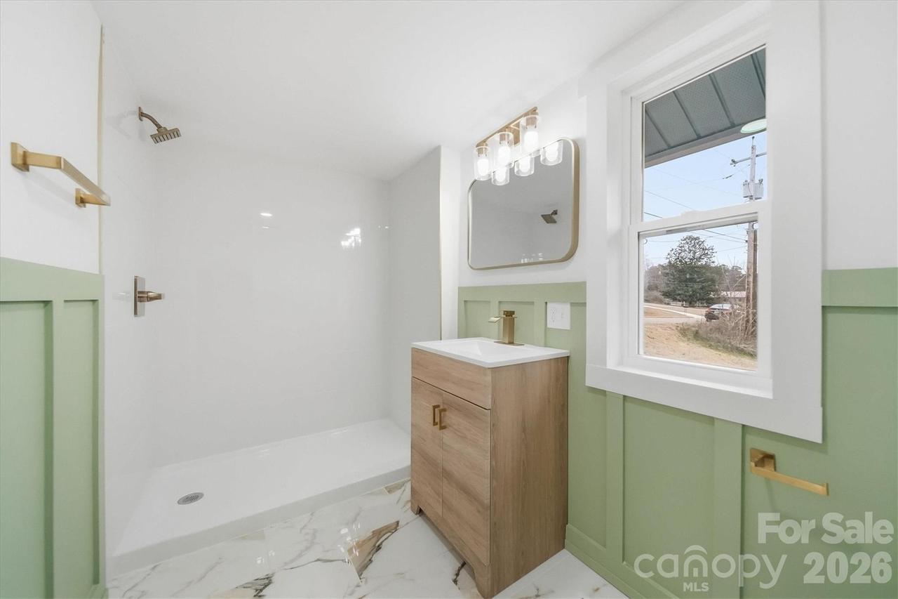 28 Central Ave., Granite Falls, NC 28630