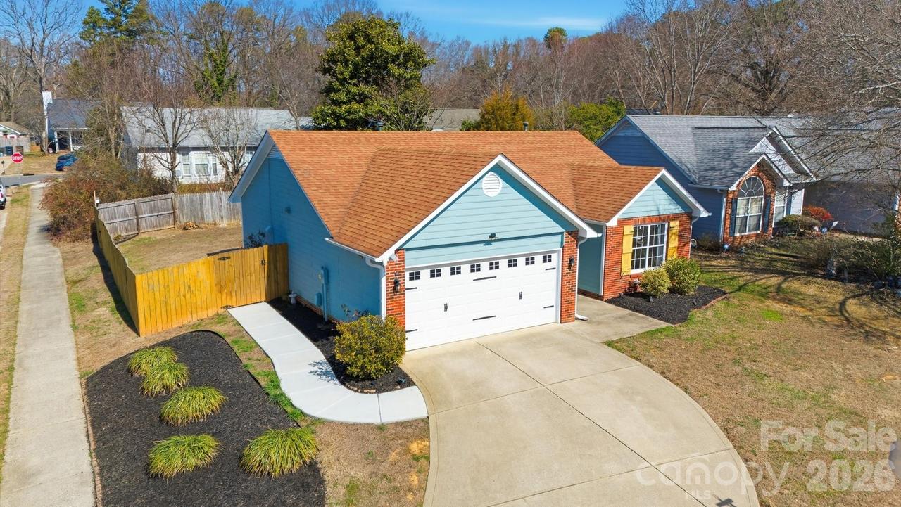 5908 Heathrow Ct., Monroe, NC 28110
