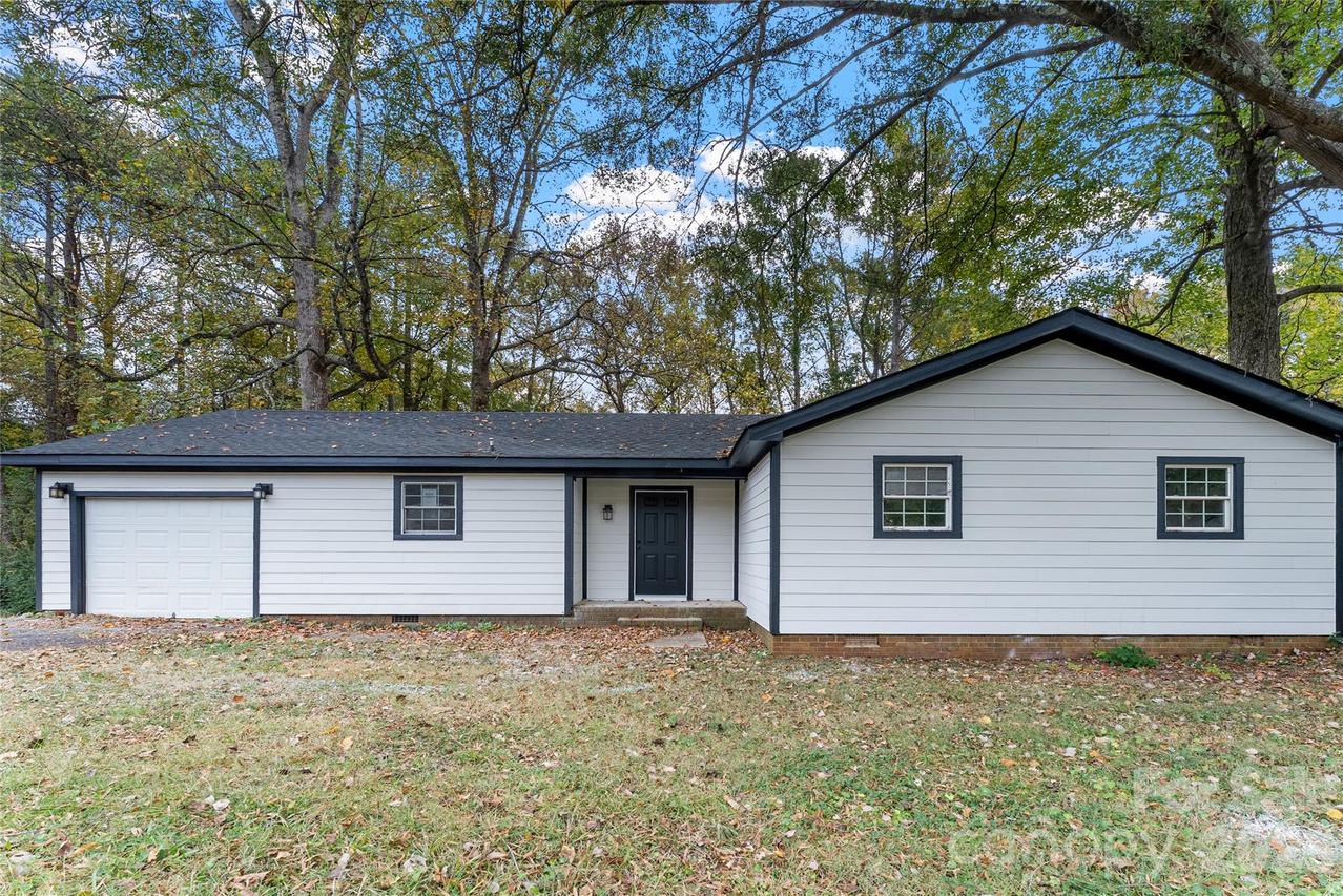8608 Willhill Rd., Mint Hill, NC 28227
