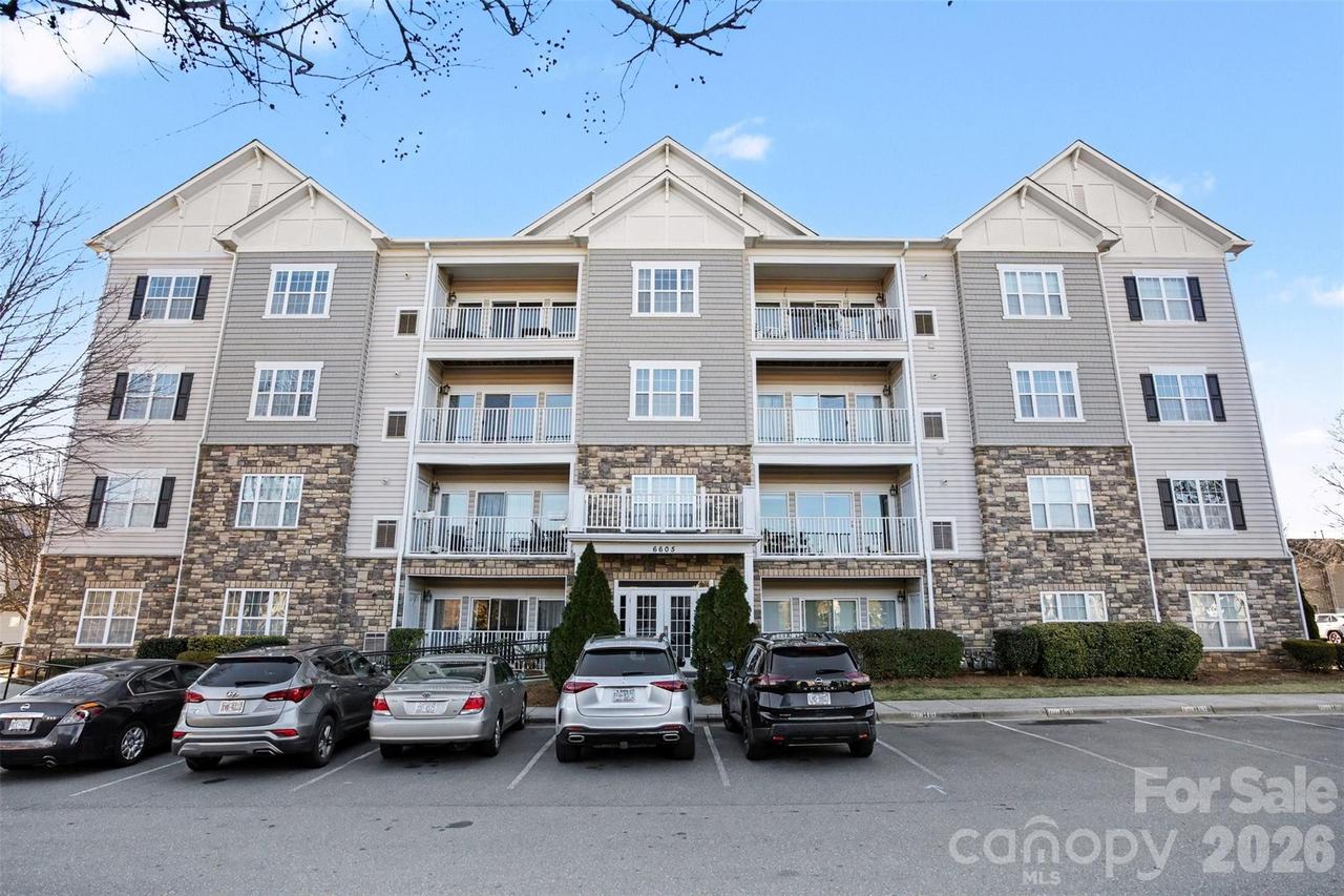6605 Central Pacific Ave., Charlotte, NC 28210