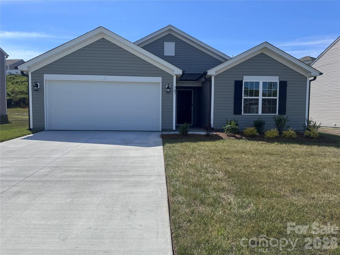 307 Waylon Ct., Lexington, NC 27295