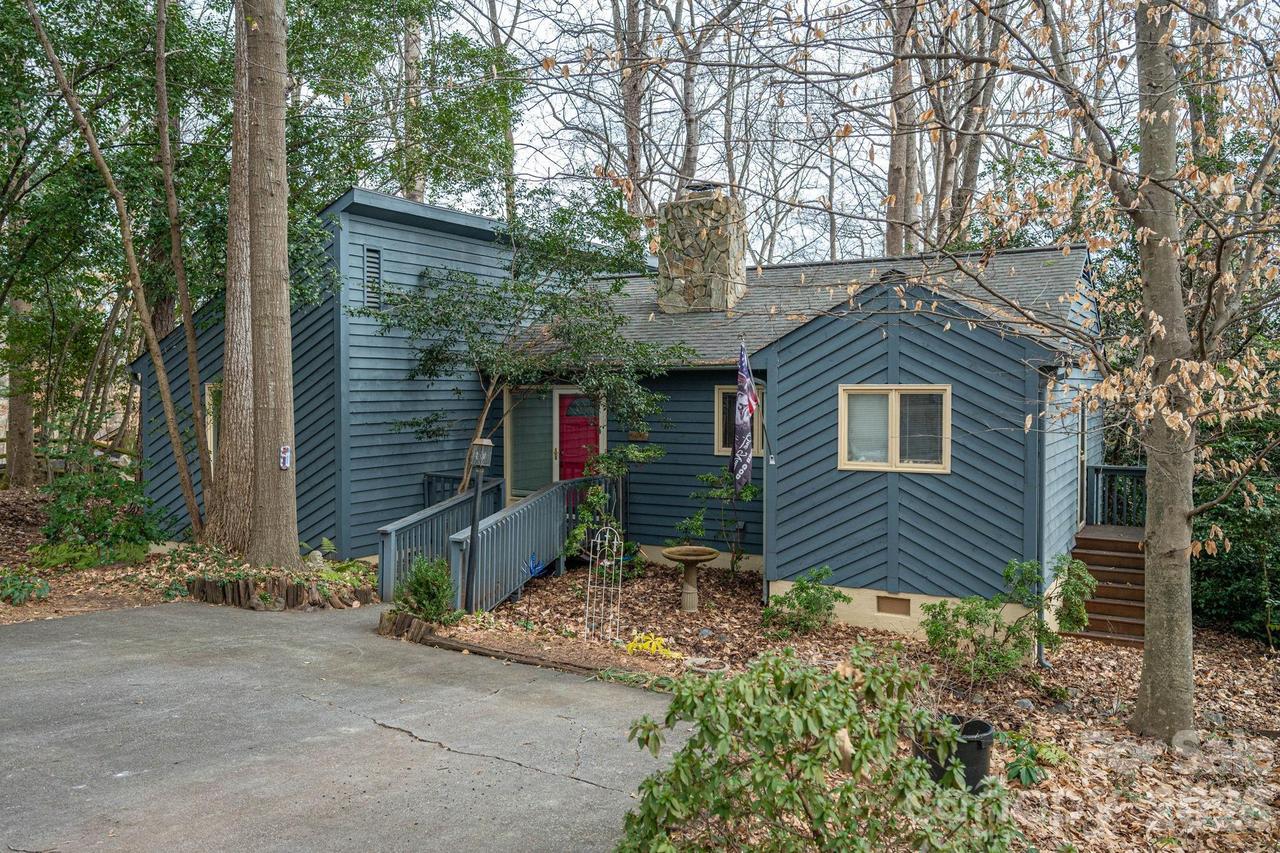 2805 Patio Ln., Gastonia, NC 28056