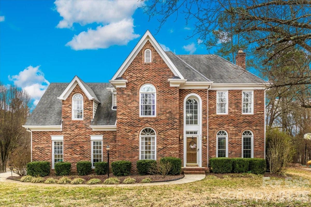 636 Sentinel Oak Ln., Charlotte, NC 28214