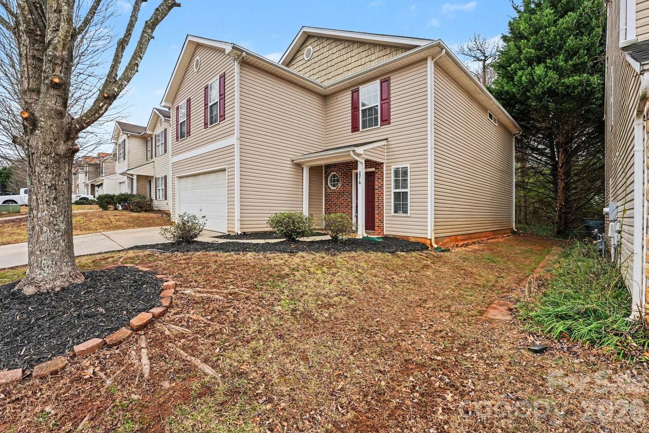 5216 Grays Ridge Dr., Charlotte, NC 28269