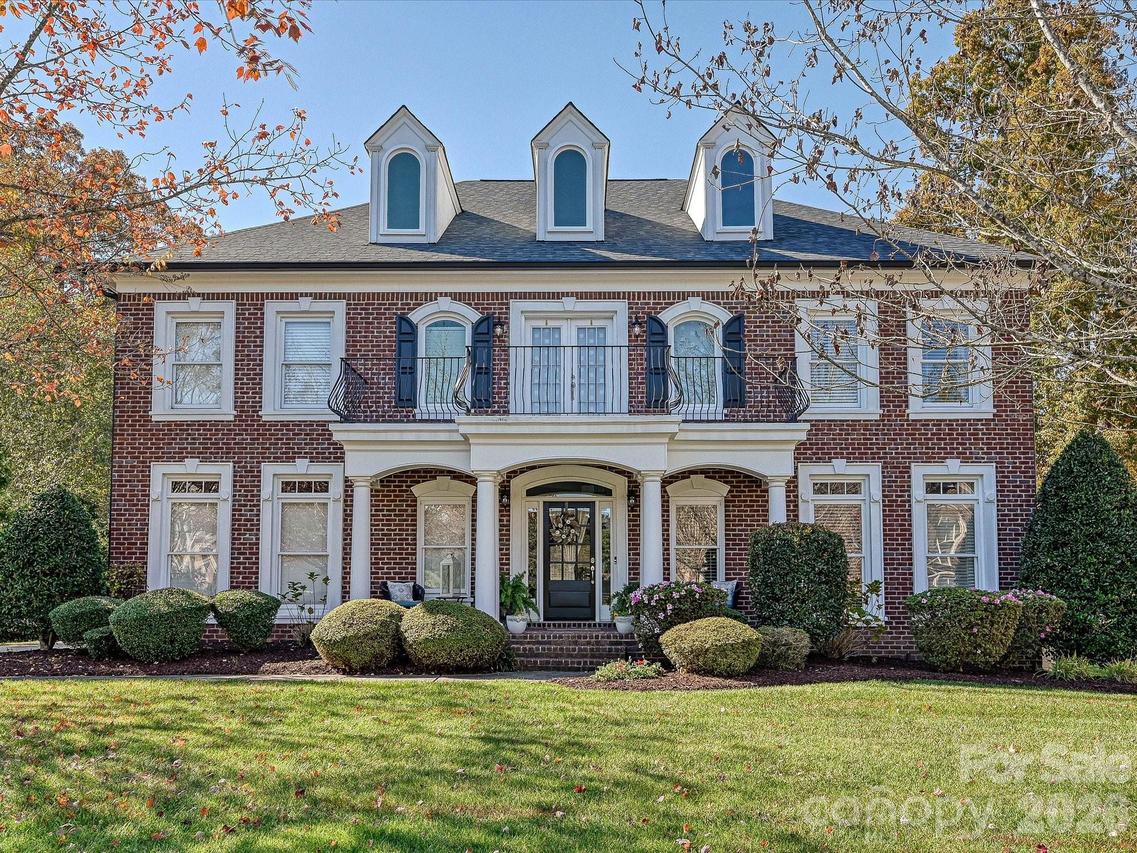 1005 Westbury Dr., Matthews, NC 28104