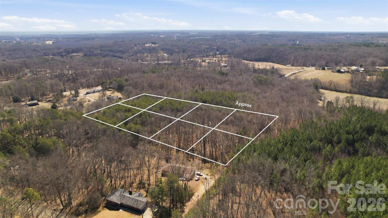 1-8 Lincoln Ave., Statesville, NC 28677