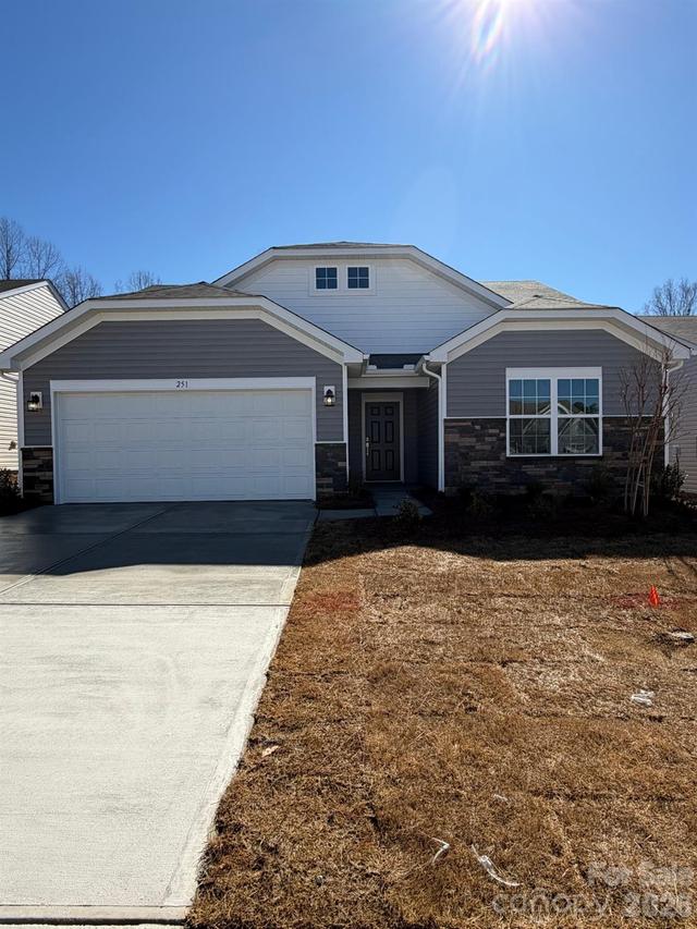 251 W 18th St., Kannapolis, NC 28081