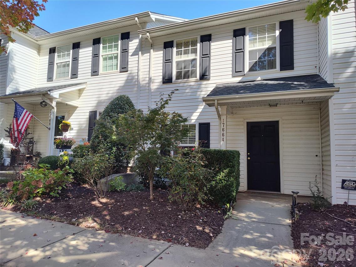 17664 Caldwell Track Dr., Cornelius, NC 28031