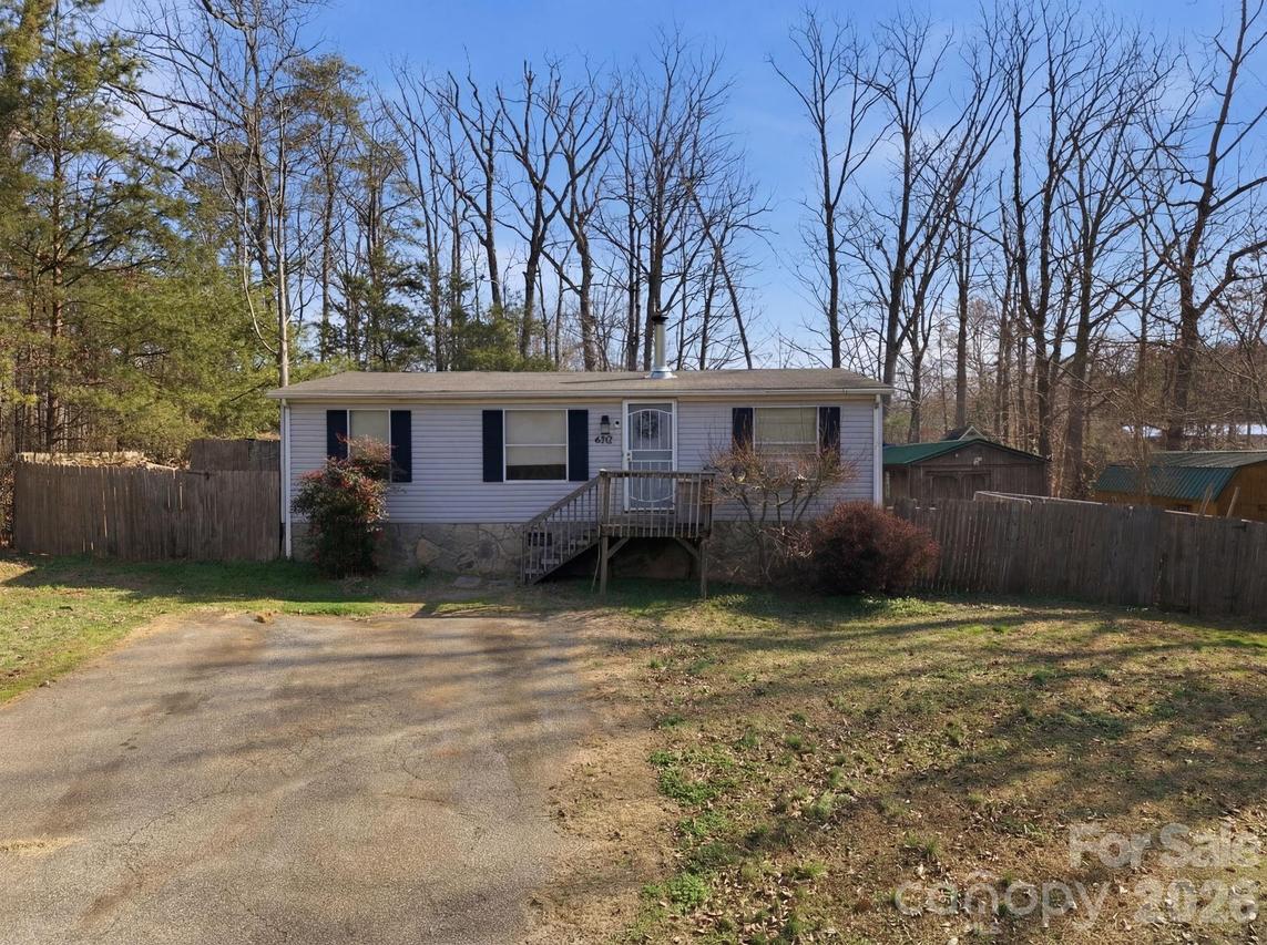 4312 Getaway Ln., Maiden, NC 28650