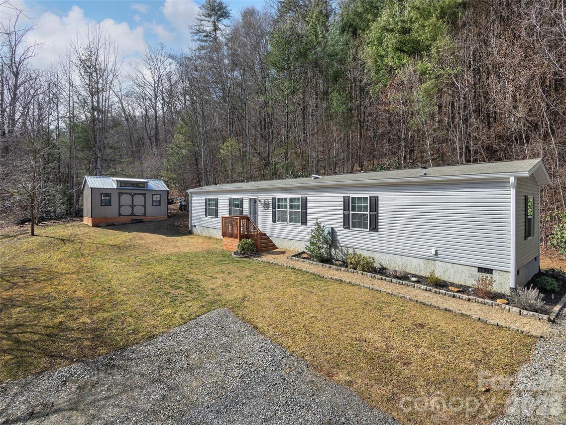 14400 Cruso Rd., Canton, NC 28716