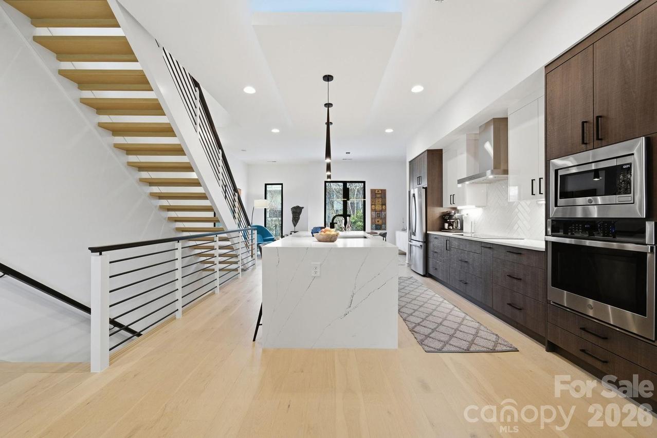 2714 N Davidson St., Charlotte, NC 28205