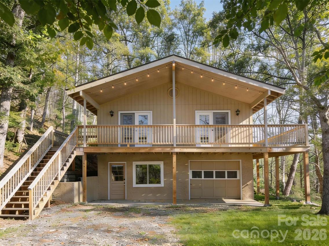 331 River Ridge Dr., Burnsville, NC 28714