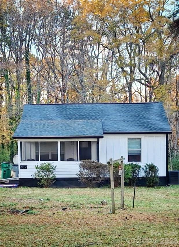 207 Hugh Caldwell Rd., Charlotte, NC 28214