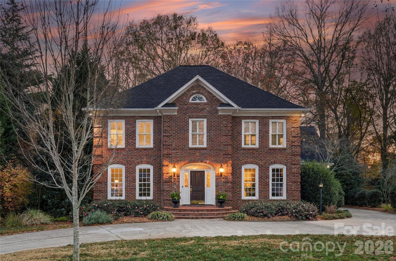 4026 Sharon View Rd., Charlotte, NC 28226