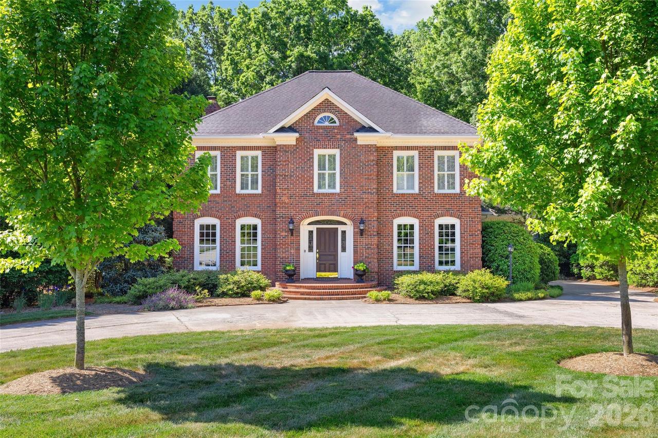 4026 Sharon View Rd., Charlotte, NC 28226