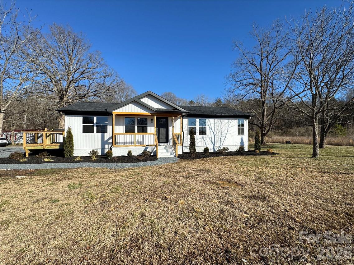 5916 Griffith Rd., Monroe, NC 28112