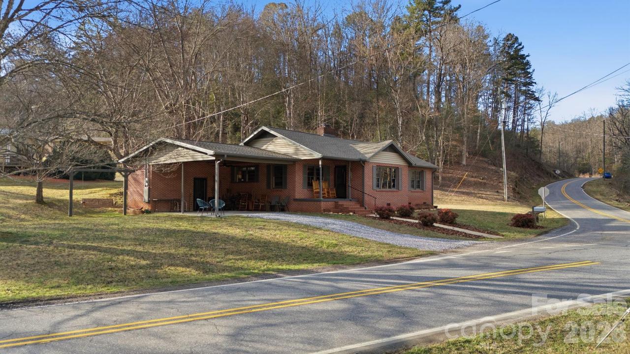 504 Greens Creek Rd., Sylva, NC 28779