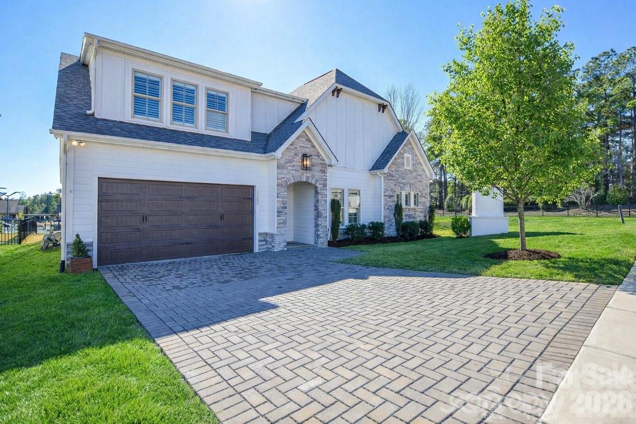 13204 Terrace Court Dr., Charlotte, NC 28278