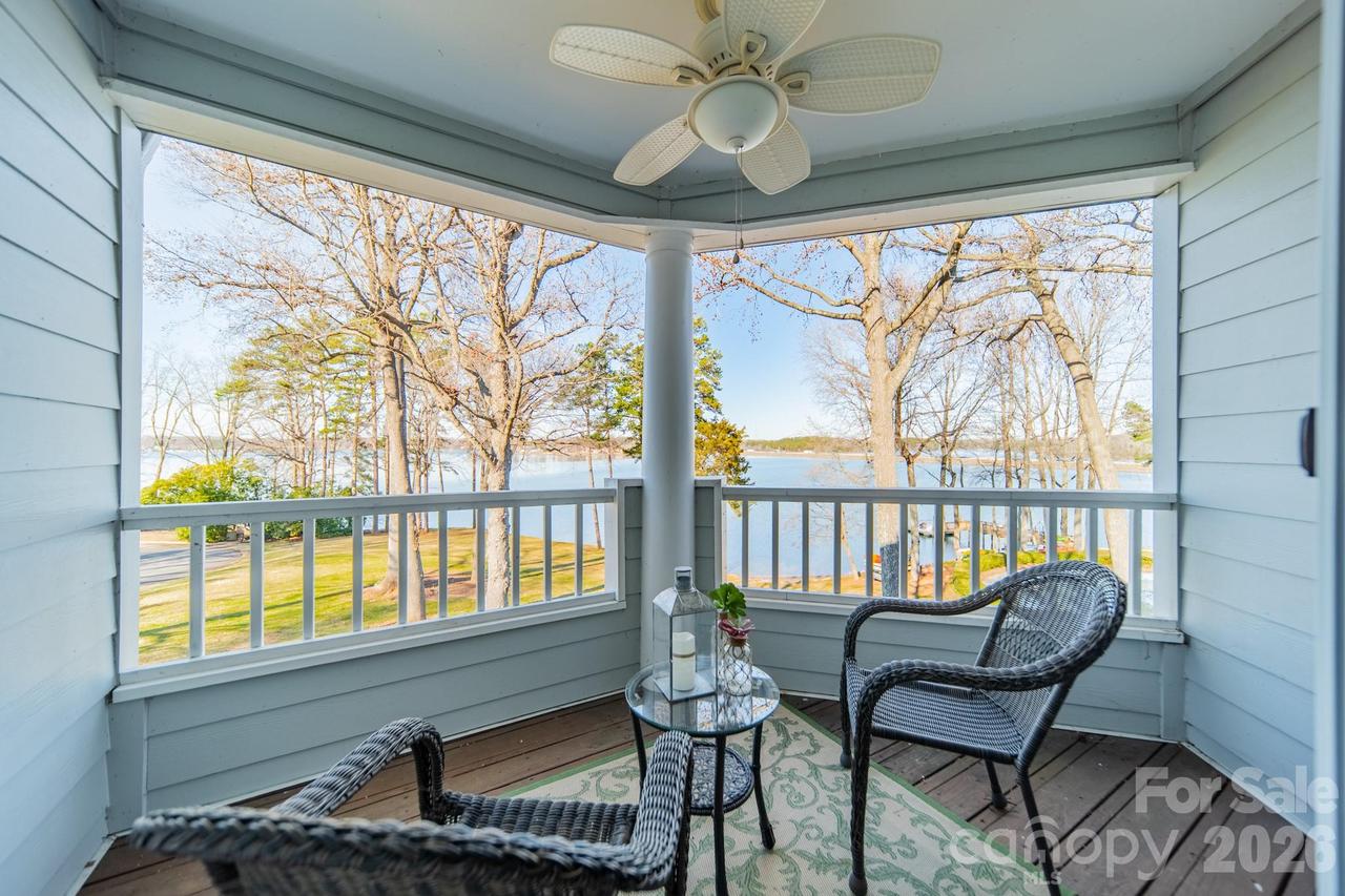 306 Northwest Dr., Davidson, NC 28036