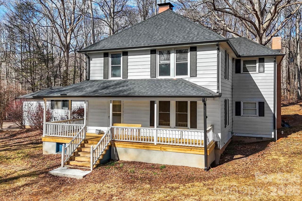 42 Old Patton Hill Rd., Swannanoa, NC 28778