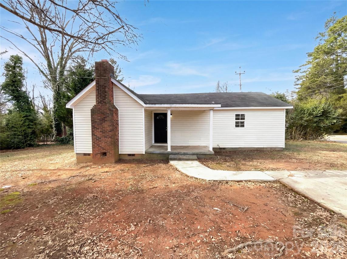 1903 Winget St., Gastonia, NC 28052
