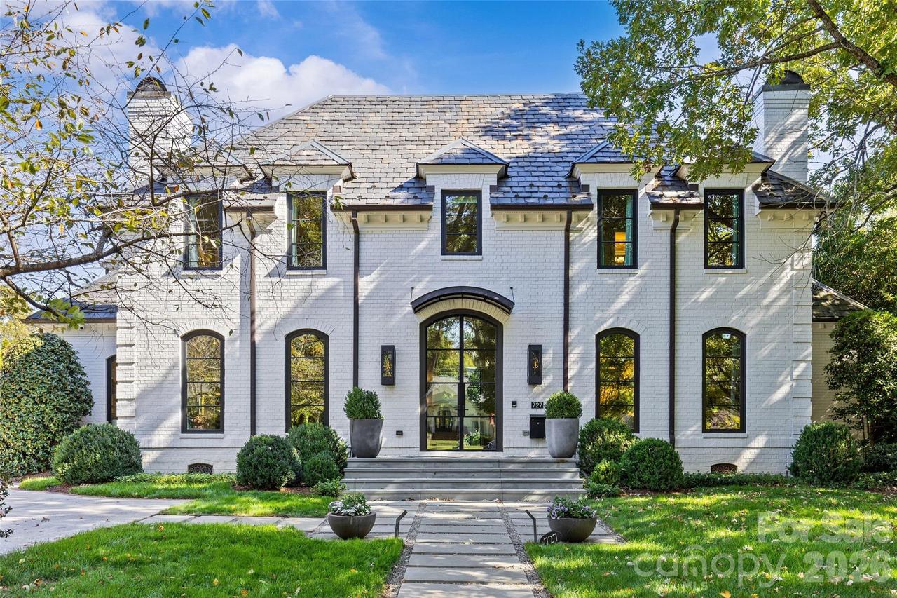 727 Colville Rd., Charlotte, NC 28207
