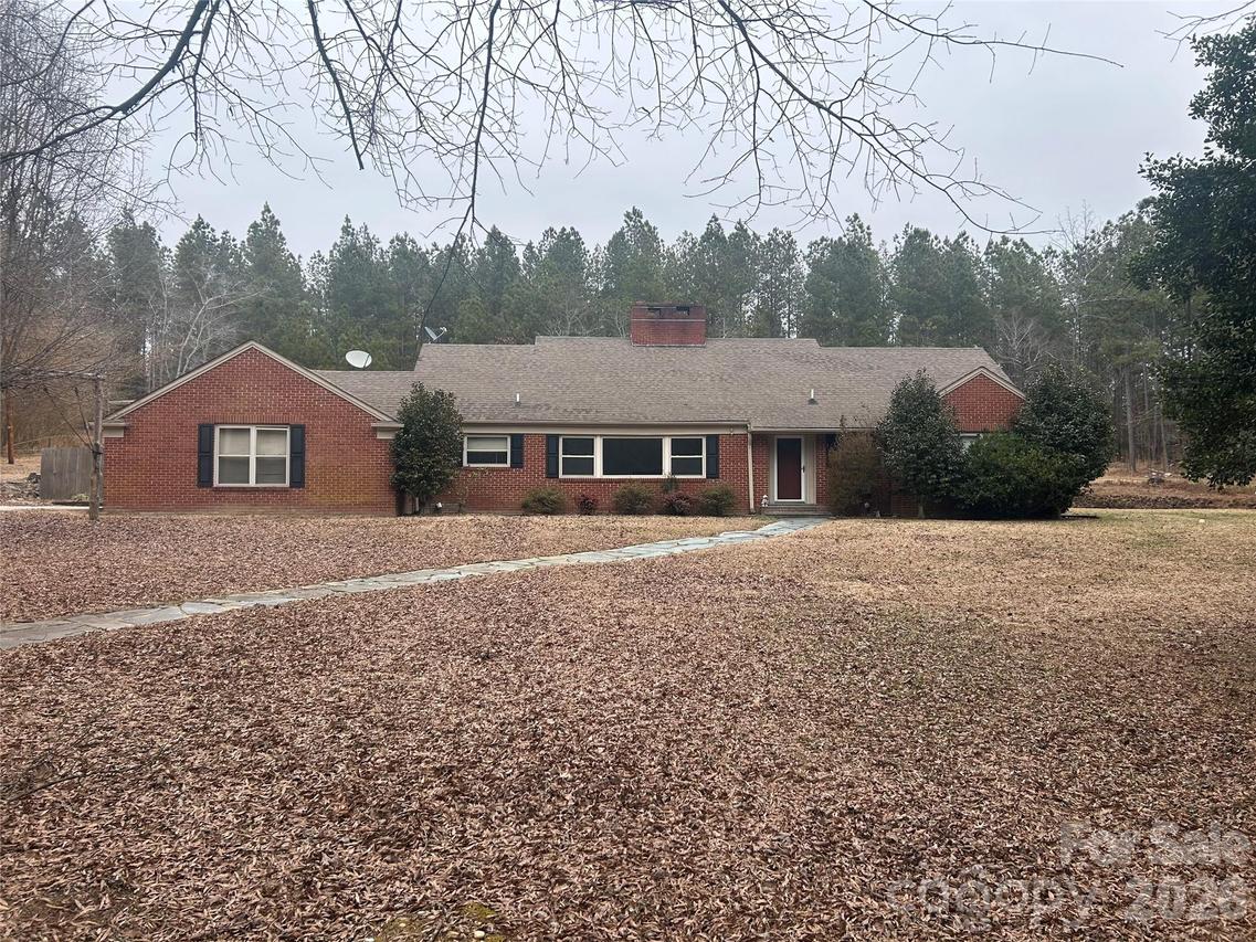 219 S Main St., Mount Gilead, NC 27306