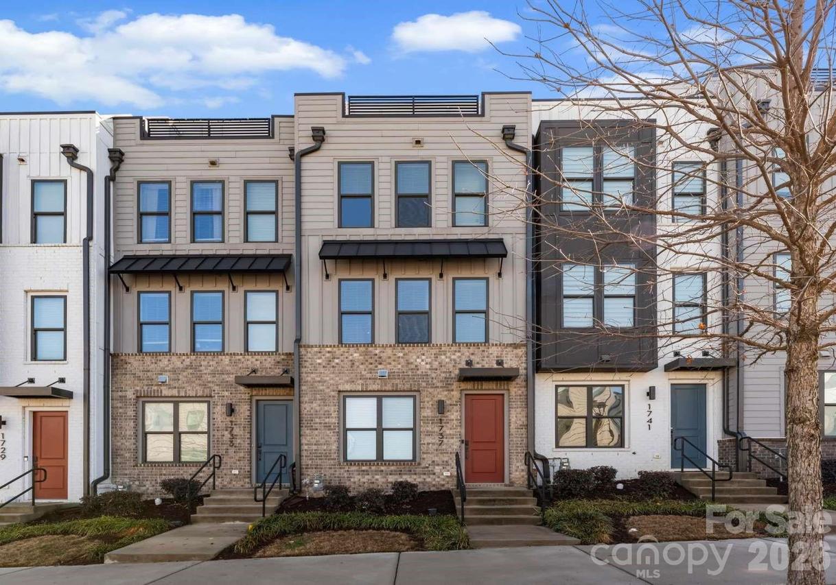 1737 Dunavant St., Charlotte, NC 28203