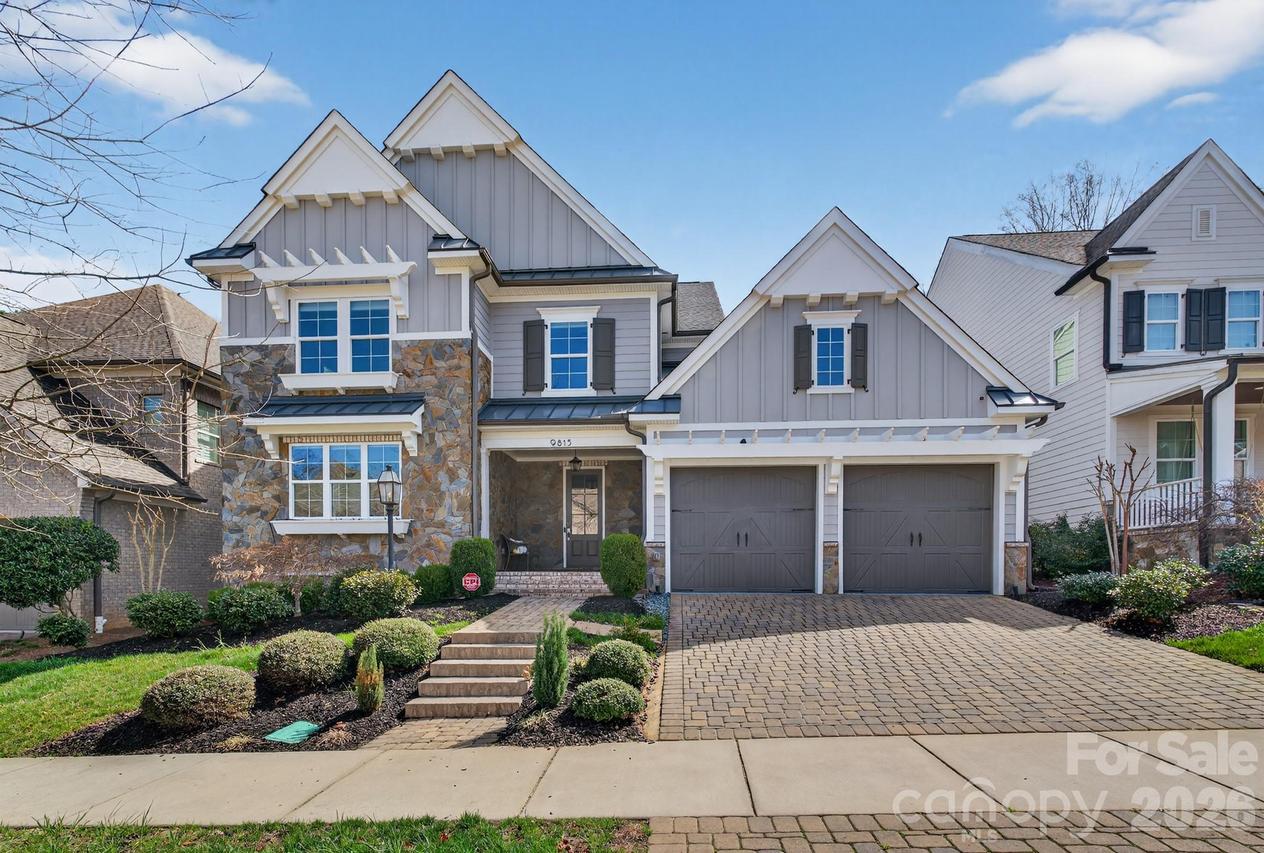 9815 Avenal Ln., Charlotte, NC 28270